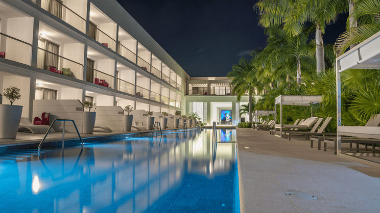 Platinum Yucatan Princess Hotel